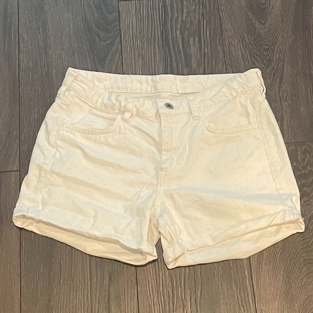 Women's H&M White Denim Shorts